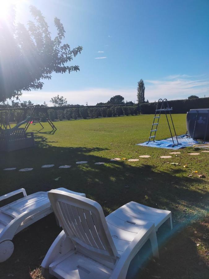 Logement Atypique Arles Bagian luar foto