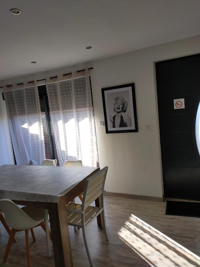 Logement Atypique Arles Bagian luar foto